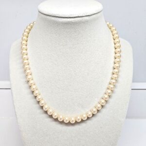 VINTAGE Glass Bead Faux Pearl Classic Strand Necklace Made in Japan